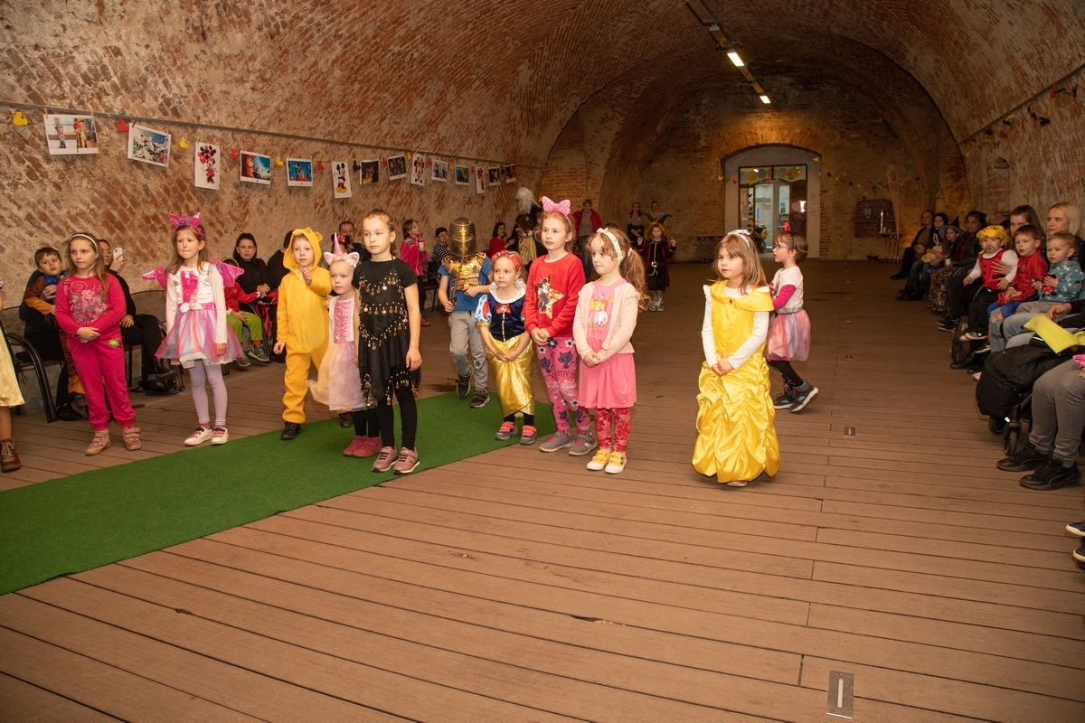 noc_s_Andersenem-011