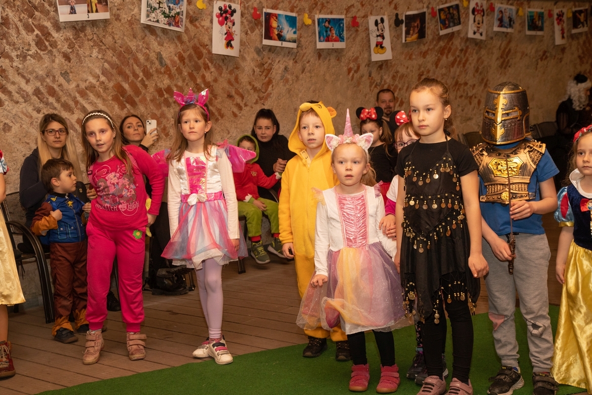 noc_s_Andersenem-012