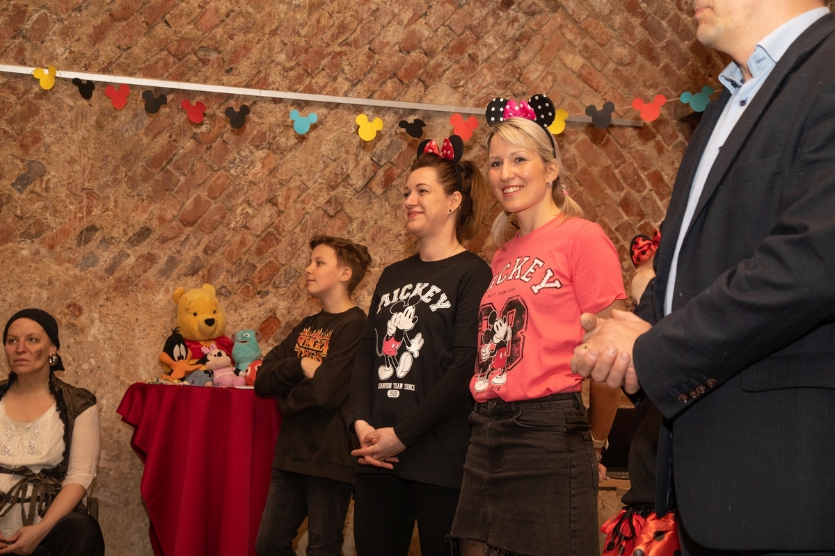 noc_s_Andersenem-022