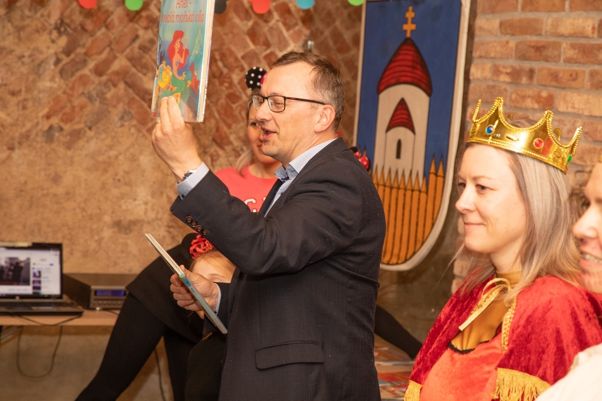 noc_s_Andersenem-023