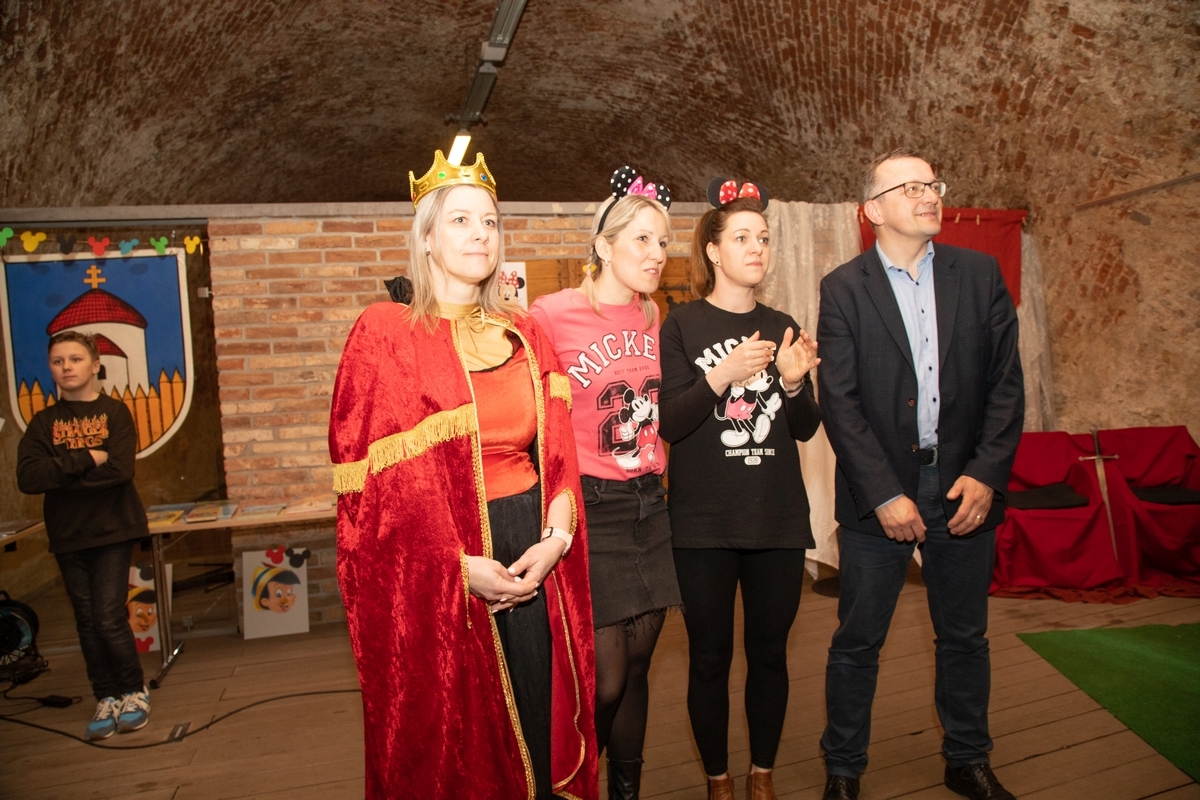 noc_s_Andersenem-031